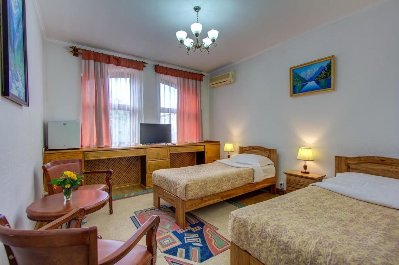 Отели типа «постель и завтрак» ABK Boutique Hotel Бишкек