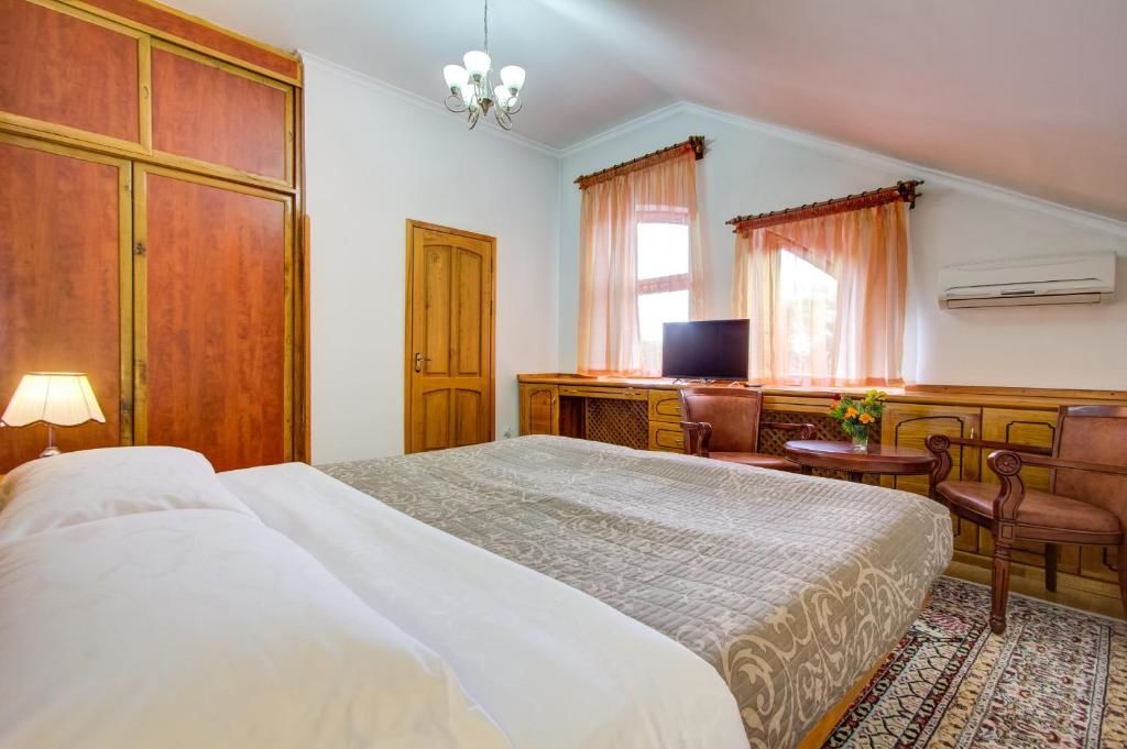 Отели типа «постель и завтрак» ABK Boutique Hotel Бишкек-53